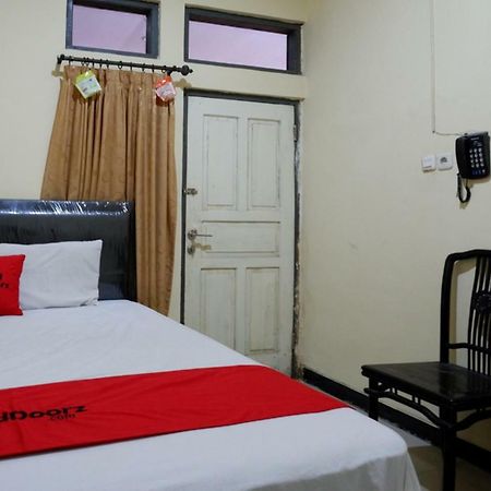 Reddoorz Near Gor Wisanggeni Tegal (Central Java) Exterior foto