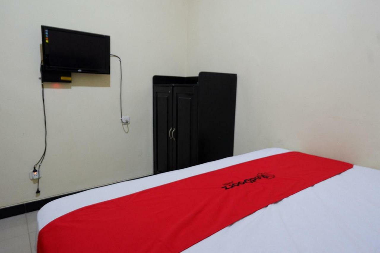 Reddoorz Near Gor Wisanggeni Tegal (Central Java) Exterior foto
